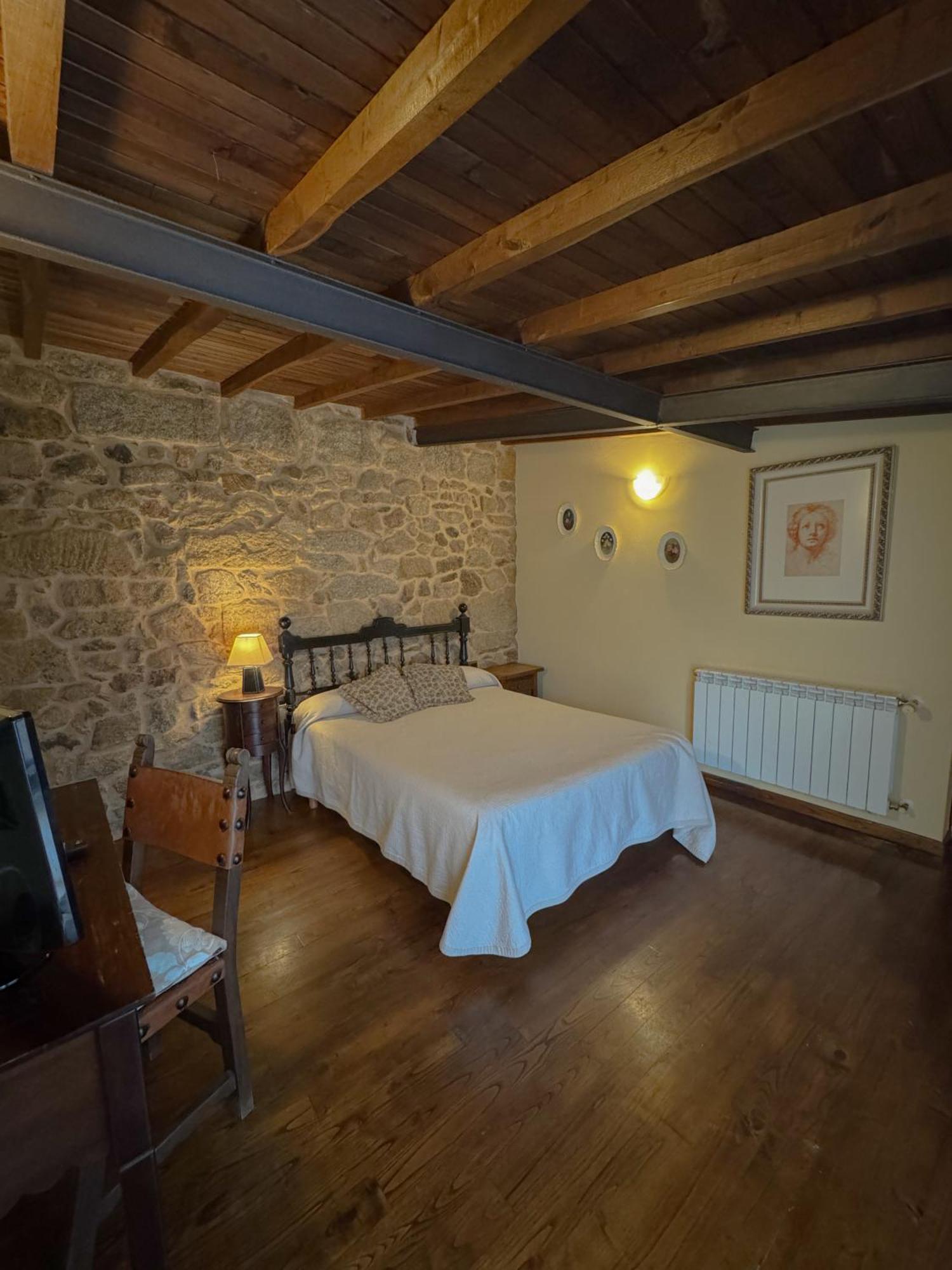 Aldea Figueiredo Guest House Ourense Exterior photo